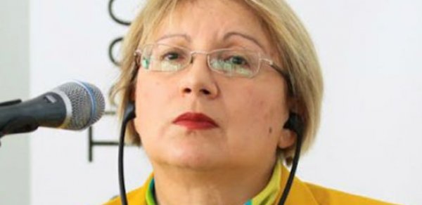 Leyla Yunus Baş Prokurorluğa, əri isə xəstəxanaya aparıldı-  VİDEO 