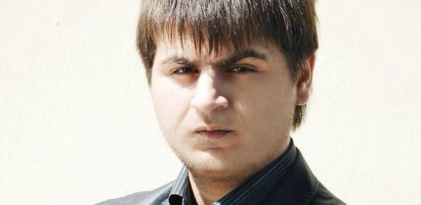 Ekstrasensdən müğənnilərlə bağlı dəhşətli -  PROQNOZ