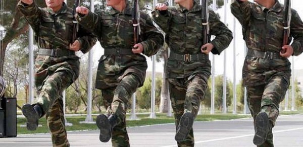Azərbaycanda cinsi azlıq ordudan təxris olundu