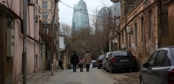 “Sovetski”də yaşayan 1120 ailə köçmək üçün müraciət etdi