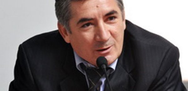 ‘Necə olur ki, efir, kabel, peyk televiziyası tənzimlənir, internet televiziyası yox...’