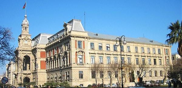 Bakı şəhər İcra Hakimiyyətinin əməkdaşının işi məhkəməyə göndərildi