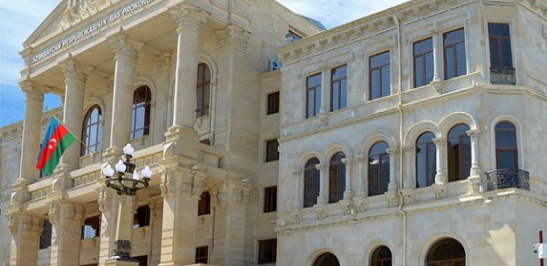 Prokurorluqdan bir-birini sevən iki gəncin intiharı barədə -  MƏLUMAT 