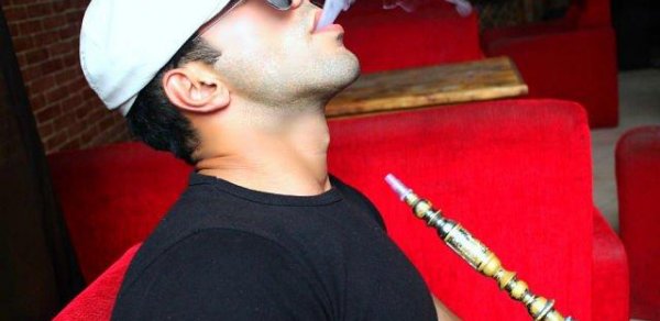 Bakıda polis çayxanalardan qəlyanı niyə yığışdırır?