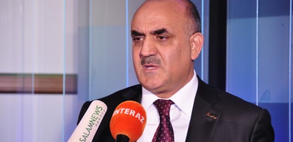 Azərbaycanda əlil nazirin qəbulunda özünü doğradı -  ŞOK 