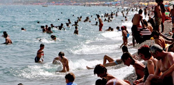 Bakıda hansı çimərliklərdə çimmək olar? -  SİYAHI 