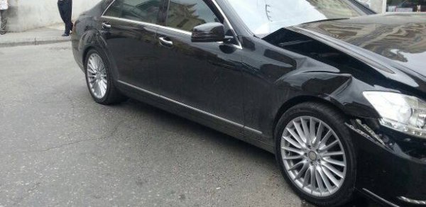 Bakıda ‘S-Class’ yaşayış binasına çırpıldı – FOTOLAR 