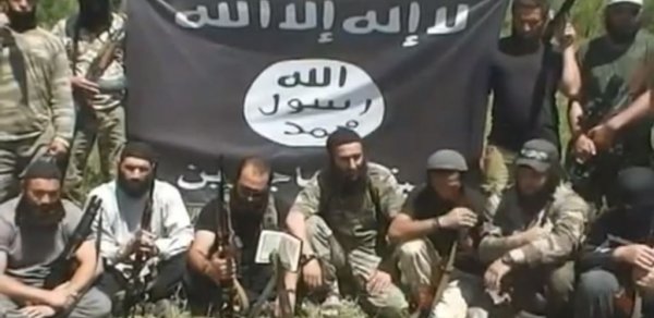 “Suriyaya əsasən qənimət və pul üçün gedirlər ”- Suriyada döyüşən azərbaycanlı