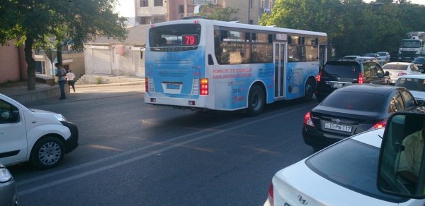 Bakıda daha bir avtobus sürücüsünün biabırçılığı -  FOTOLAR 