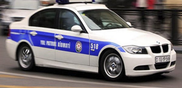 Azərbaycanlı polisin qanunsuz hərəkəti -  VİDEO