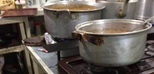 Bakı restoranlarının birindən iyrənc mənzərə - FOTO