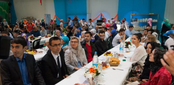 Leyla Əliyeva Moskvada iftar süfrəsi açdı - FOTOLAR