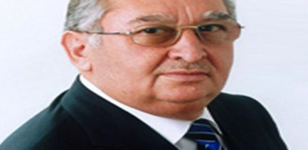 Əhməd Vəliyev: ‘Mənim universitetim birincilərdəndir, o bağlana bilməz’