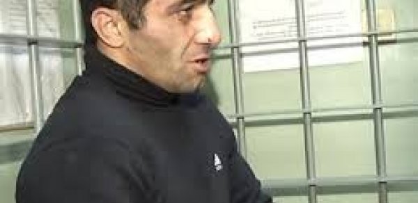 Prokuror Orxan Zeynalova 18 il iş istədi