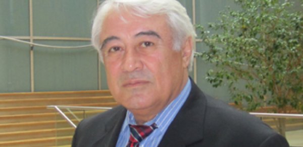 Rəsul Quliyev müxalifəti yenə təhqir etdi