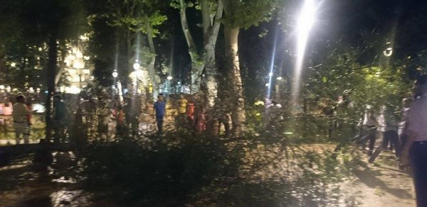 Bakının mərkəzində həyəcanlı anlar yaşandı - FOTOLAR