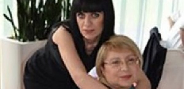 “Cəbhədə əsgərləriniz ölsün...” - Leyla Yunusun qızı