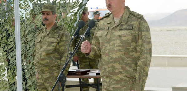 Azərbaycan prezidenti, Silahlı Qüvvələrin Ali Baş Komandanı İlham Əliyev cəbhə xəttində