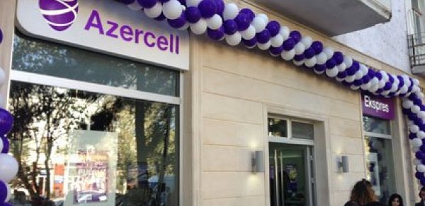 ‘Azercell’ yenə müştərilərinə problem yaradır - FOTOFAKT