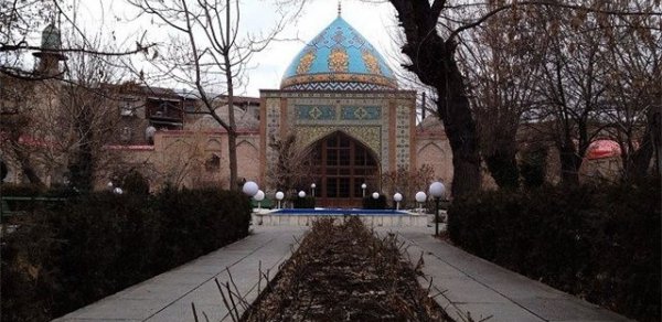 Ermənilər “Göy məscid”in adını dəyişib “Fars məscidi” etdi