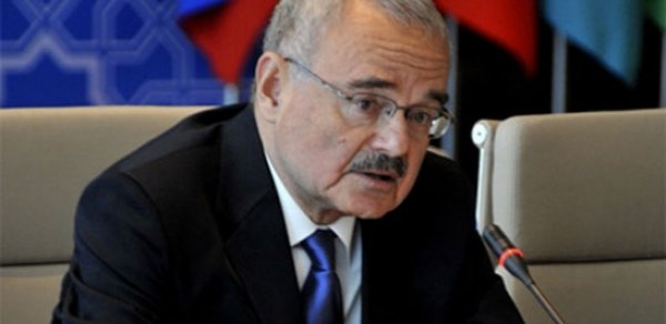Artur Rasizadə dəyişikliyə qərar verdi