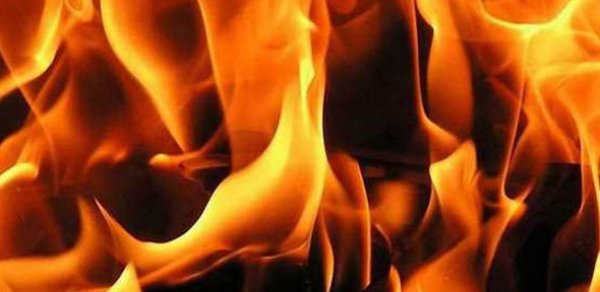 Bakıda 50 yaşlı kişi diri-diri yandı