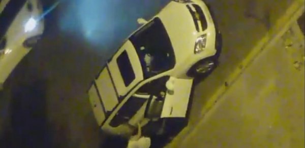 Bakıda polisin gözü önündə fahişə alveri gedir - ÖZƏL VİDEO