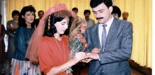 Bağışlayın bizi, İlham və Fərizə !