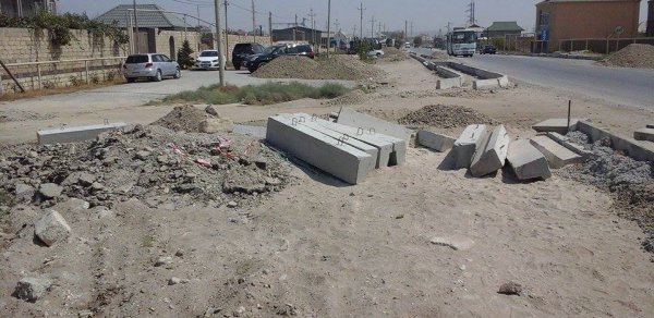 Bakıda daha bir yol biabırçılığı - FOTOLAR