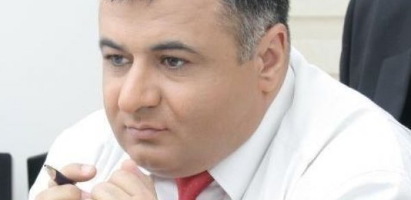 ‘Əvvəllər su, qaz, işıq sayğaclarına “barmaq” edərdilər, indi İP-yə edirlər’ –  Anar Yusifoğlu 