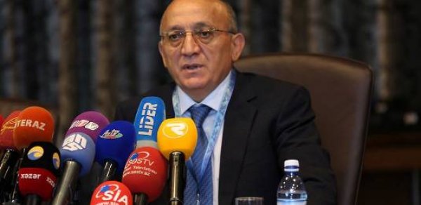 Mübariz Qurbanlıdan ilk kadr dəyişikliyi