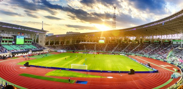 Respublika stadionuna gətirilən ot örtüyünün qiyməti- 400 min avro