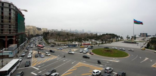 “Azneft” dairəsində yol bağlanacaq