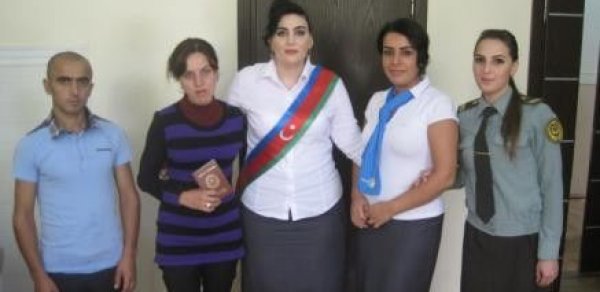 Bakıda həbsxanada evləndilər - FOTO