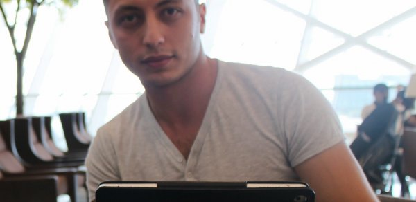 "İntahar cazibəli bir qadın oldu çətinə düşənlərin qucağına girdiyi"