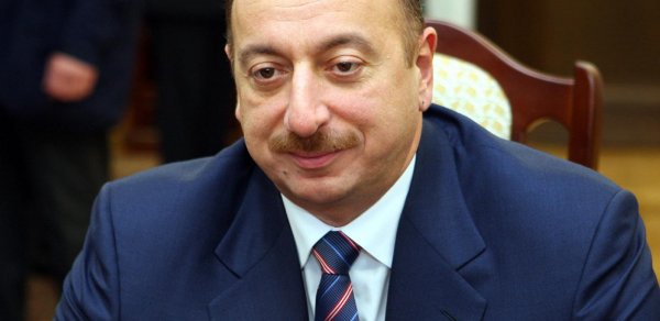 İlham Əliyev Azərbaycan xalqını təbrik etdi