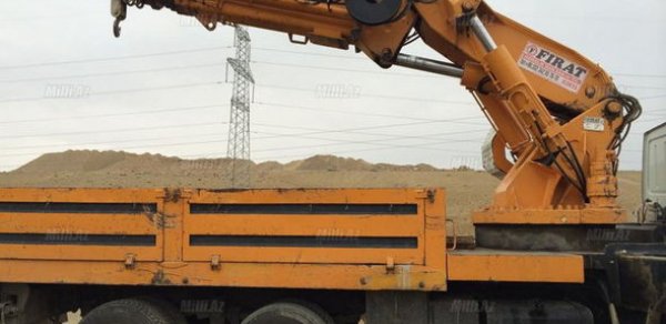 İki gündür yolun ortasında qalan ata sakinlər kömək etdi - YENİLƏNDİ - FOTOLAR