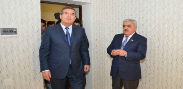 Rövnəq Abdullayev ev payladı-  FOTOLAR 
