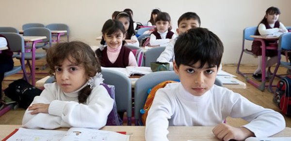 Ölkəmizdə dərs ilinin müddəti uzadılacaq?