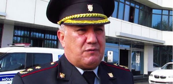 Vaqid Əsədov Azərbaycanı tərk etdi