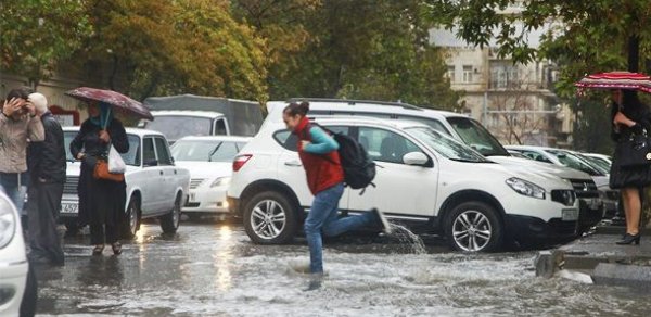 Ən çox yağıntının hansı rayona düşdüyü açıqlandı