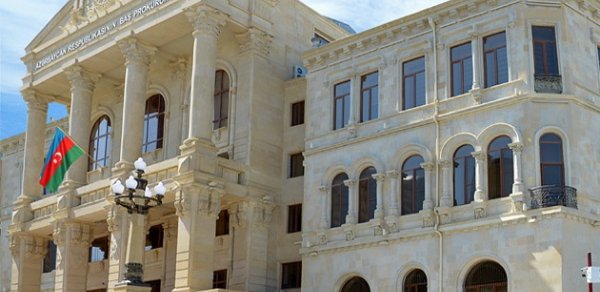 Baş Prokurorluqdan Abşeronda baş verən silahlı insidentlə bağlı -  MƏLUMAT