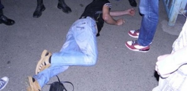 Bakıda küçənin ortasında 17 yaşlı gəncin böyrəyini parçaladılar