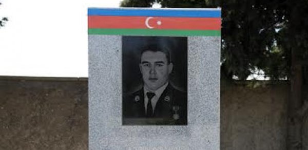 Mübariz İbrahimovun məzarı ziyarət edildi