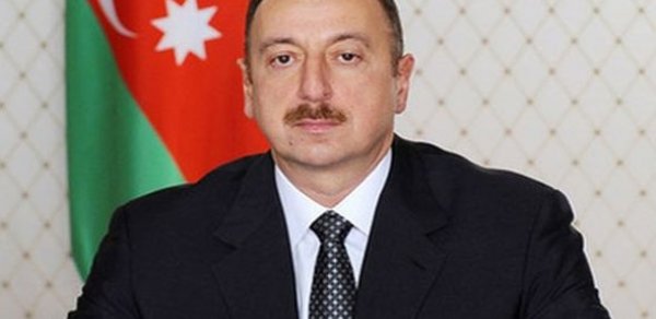 Prezident Şəmkirə getdi
