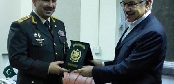 Azərbaycan və Pakistan müdafiə nazirlərinin görüşü oldu