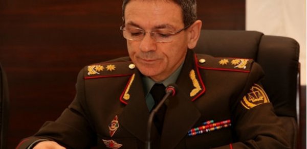 Prezident Mədət Quliyevə medal verdi