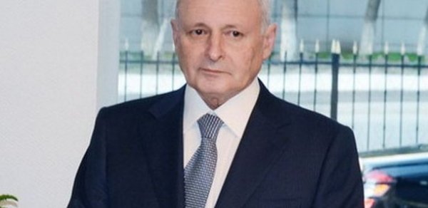 Oqtay Şirəliyevdən kadr islahatı