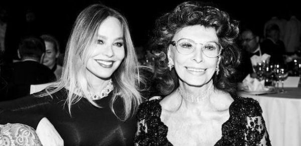 Ülviyyə Rəhmanova Sofi Loren və Ornella Muti ilə görüşdü - FOTOLAR