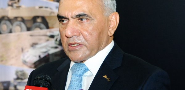 Yavər Camalov hesabat verdi